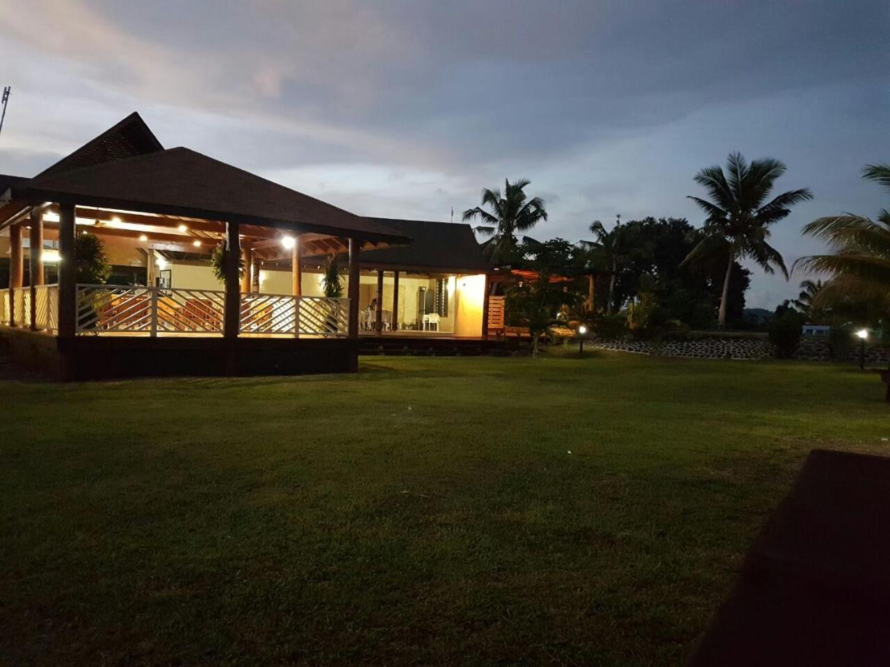 The Savaiian Hotel Salelologa Exterior photo